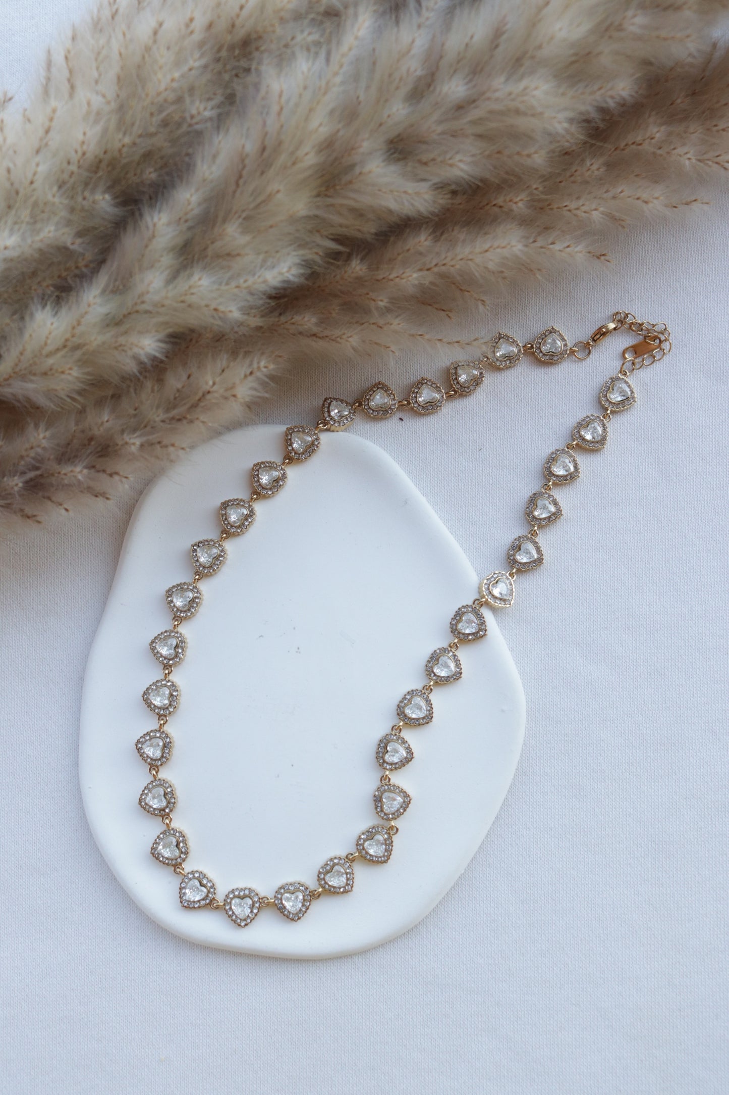 Colar de Aço Dourado de Corações Angelic Inspiração Swarovski