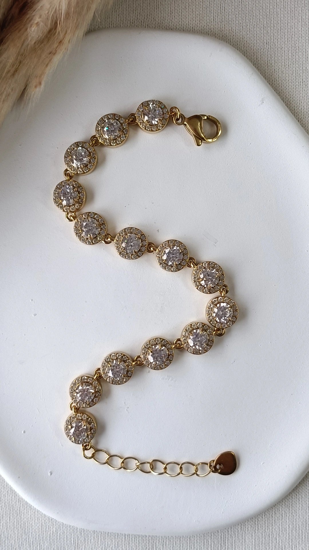 Pulseira de Aço Dourado Inspiração Swarovski com Zircónias à Volta