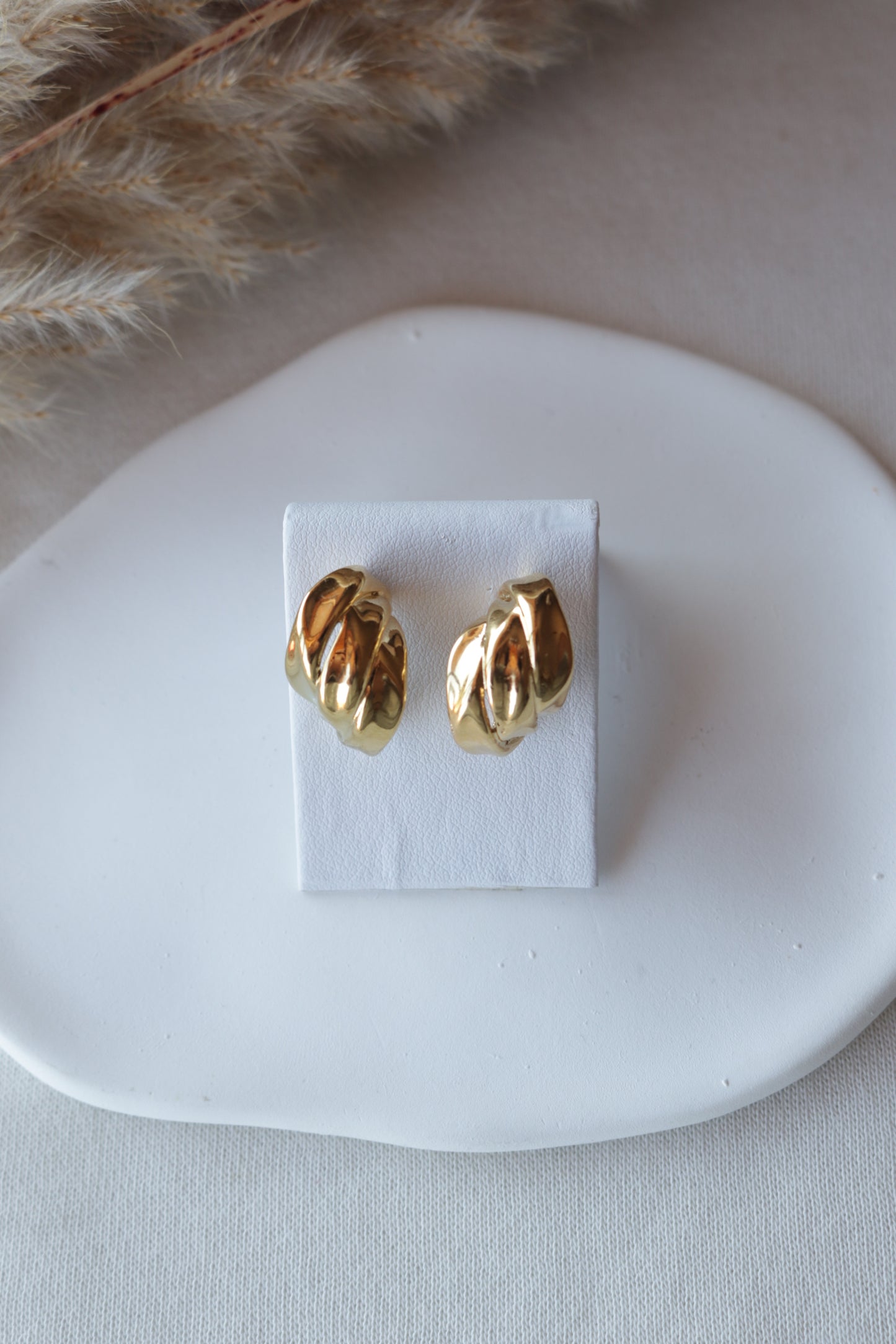 Brincos de Aço Dourado Triplos