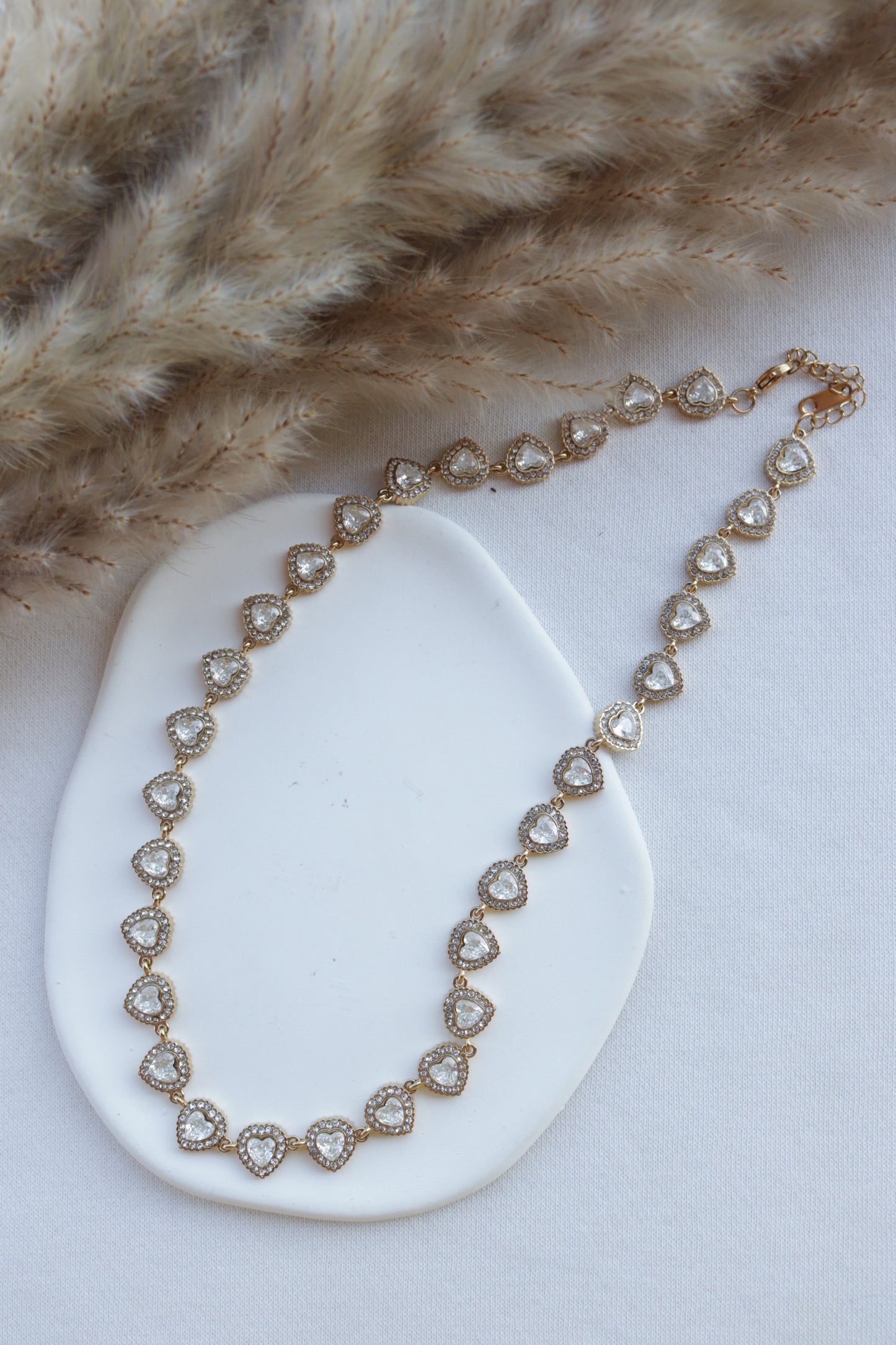 Colar de Aço Dourado de Corações Angelic Inspiração Swarovski