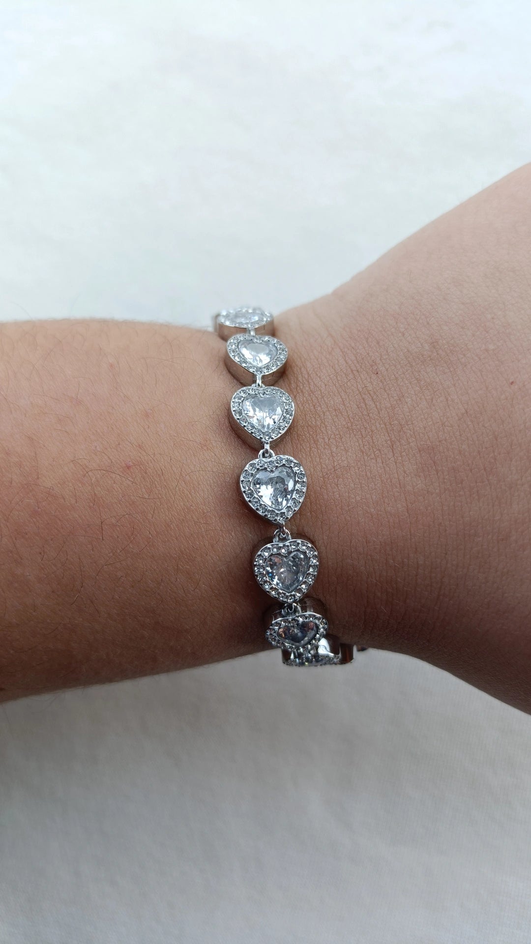 Pulseira de Aço Prateado de Corações Inspiração Swarovski