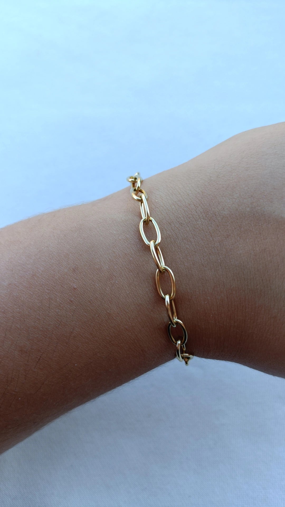 Pulseira de Aço Dourado de Elos Simples